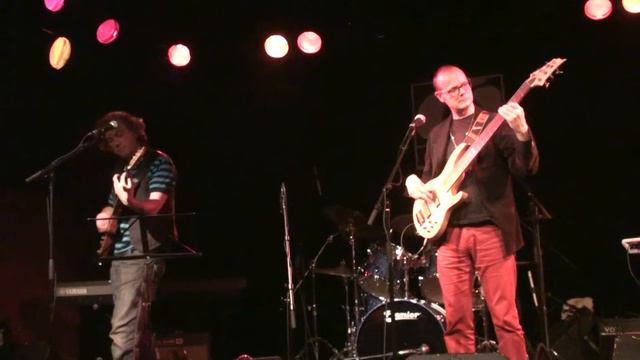 LOKOHANK live in concert at the Q bus city Leiden Holland 2015 01 03 смотреть онлайн