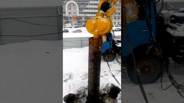 Погружение свай вибропогружателем. смотреть онлайн