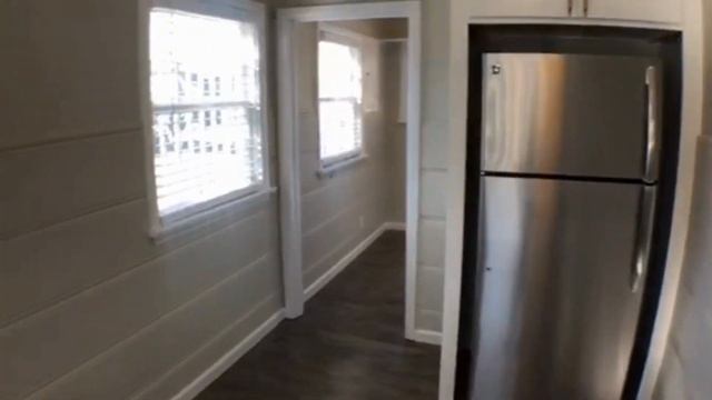 Home for Rent in Los Angeles: Inglewood Home 2BR/1BA by Property Managers in Los Angeles смотреть онлайн