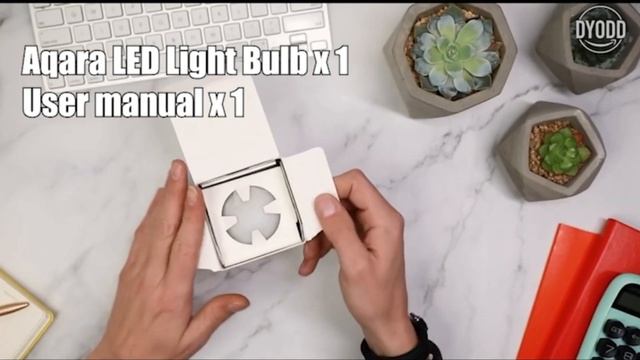 Aqara LED Light Bulb Unboxing in Malaysia смотреть онлайн