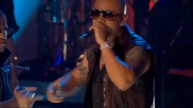 Ricky Martin Ft. Wisin Y Yandel - Frío (Live Miami)