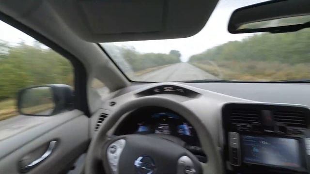 Nissan Leaf поездка на одном заряде смотреть онлайн