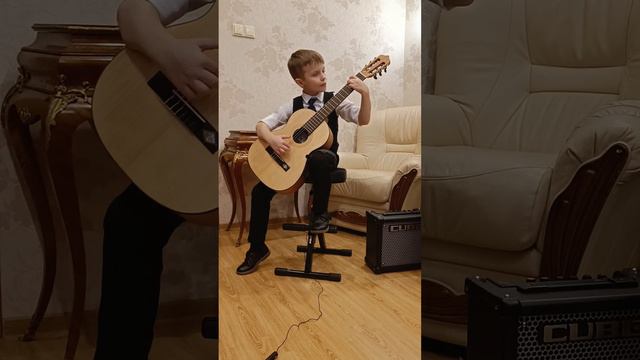 Пакингтонский фунт (неизв.авт), Дедушкин рок-н-ролл (В.Козлов). Исп. Максим Цинкович. смотреть онлайн