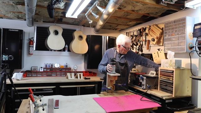 How I join the neck to the acoustic guitar body...step one смотреть онлайн