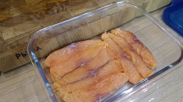 Быстрая засолка лосося. Два часа и можно есть! смотреть онлайн