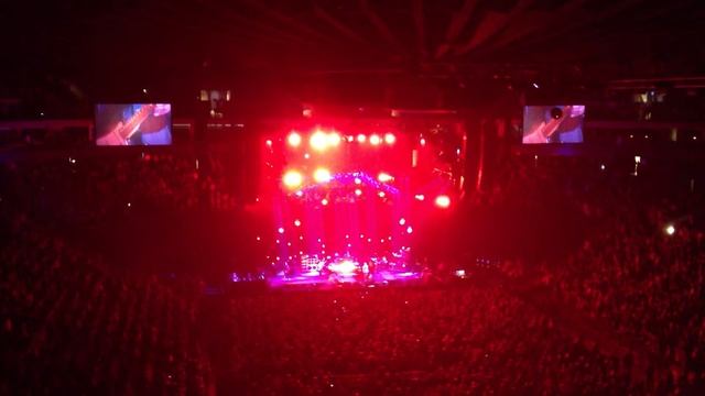 Pearl Jam Live Oracle Arena 3/3 смотреть онлайн