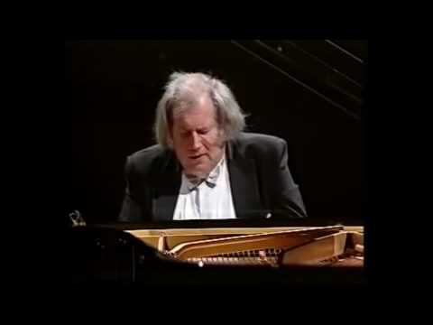 Jean-Philippe Rameau - "La Poule". Grigory Sokolov
