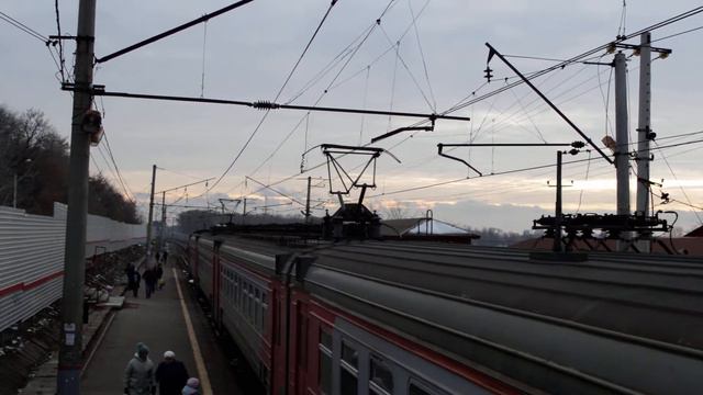 ЭД4М-0206 с сообщением Раевка-Уфа отправляется с О.П Правая Белая смотреть онлайн