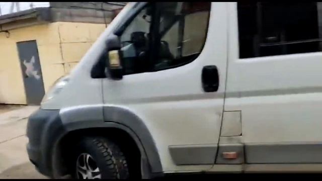 Пробило колесо по дороге в Саратов. смотреть онлайн