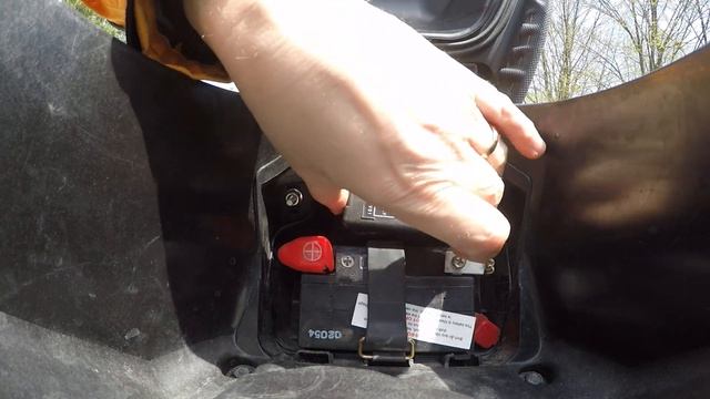 Honda PCX 150 Fuse Change смотреть онлайн