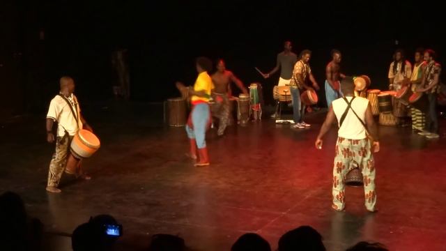 Harouna Dembélé,Thomas Gueï,Dartagnan et Afrik Eté Art la friche Belle de Mai 2015 смотреть онлайн