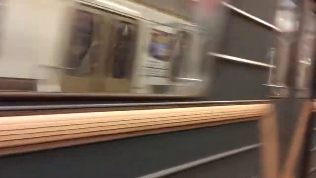 Номерной с маршрутом 75 на станции метро Медведково смотреть онлайн