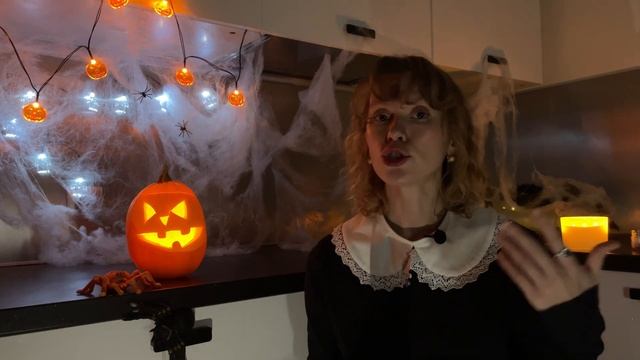 ЖУТКОЕ ЧТЕНИЕ ??? Хэллоуин, винтажная посуда и выставка смотреть онлайн