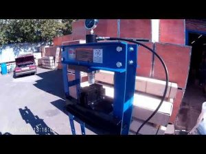 Пресс гидравлический 30 тонн ручной для СТО TS0500-4