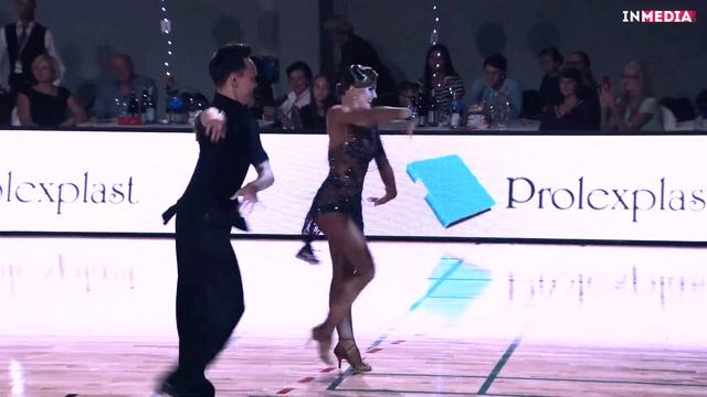 Jan Janzen - Vitalina Bunina | R2 Samba | Tallinn DanceSport Cup 2018 смотреть онлайн