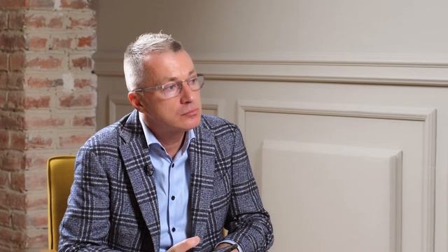 Лазерный пилинг CO2 / Как вернуть сияние коже после долгой зимы? смотреть онлайн