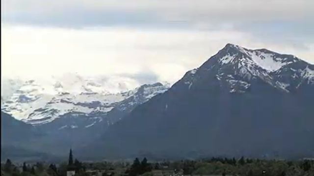 2013-5-18, Webcam BernerOberland смотреть онлайн