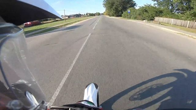 МотоВлог #49. Kill The Streets With The SWM RS500R