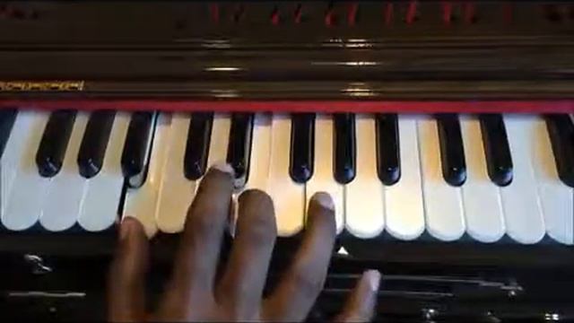 Шри Гуру Вандана Аккорды гармонь. Harmonium chords tutorial Sri GuruVandana смотреть онлайн