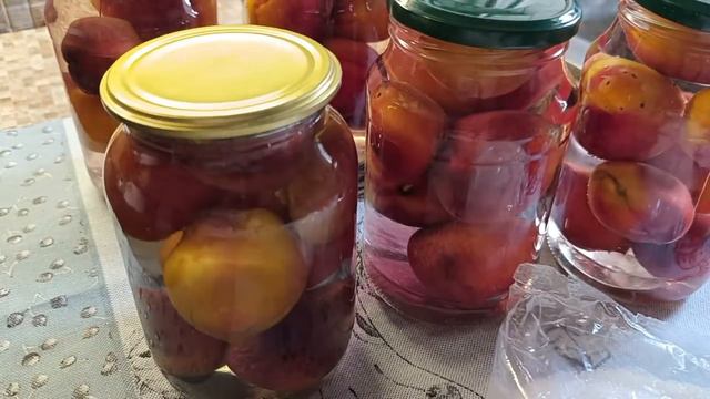 Персиковый компот на зиму. Компот из своих персиков . Заготовки на зиму 🍑🧃 смотреть онлайн