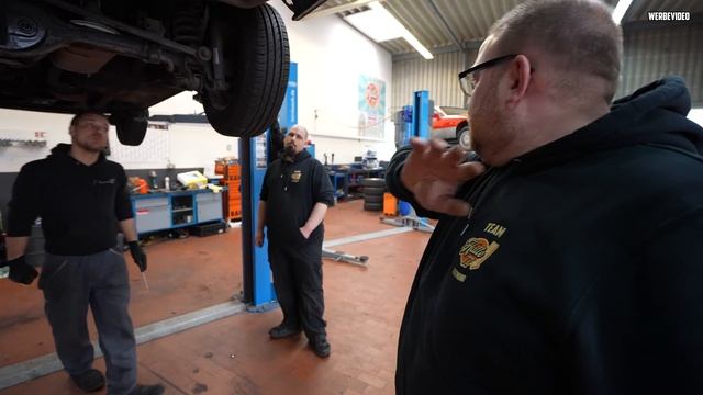 Ein NEUZUGANG aus JAPAN! - Mazda 626 Coupé - Julian und Ralf auf Tour! смотреть онлайн