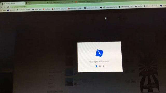 How to get away grey screen in Roblox studio смотреть онлайн