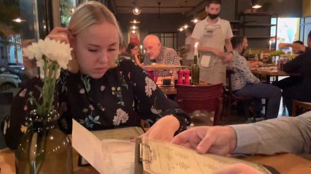 Переезжаем в другой отель.Встречаем папу.Отмечаем годовщину свадьбы в Мацони!25 лет!!! смотреть онлайн
