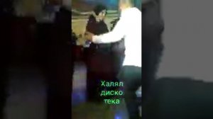 Дар диско тека духтарои хичобдор ракс девонагари
