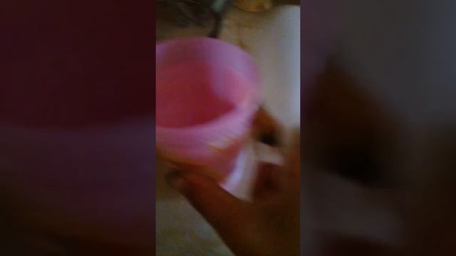 Как насолить другу? В ПРЯМОМ СМЫСЛЕ смотреть онлайн