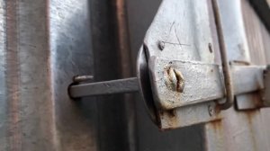 Защёлка для калитки по-деревенски