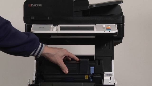 ECOSYS MA6000ifx/ MA5500ifx/ MA4500ix/ MA4500ifx Toner Container Replacement смотреть онлайн