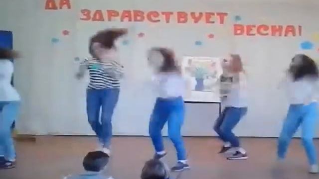 Танец 6 класса на осеннем балу смотреть онлайн