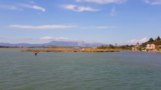Greece | Corfu airport landing ... if St.Maarten is far away ... смотреть онлайн