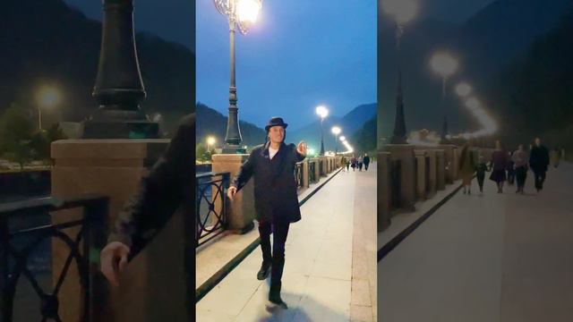 Поздравление от белого мишки! Сочи Михей! смотреть онлайн