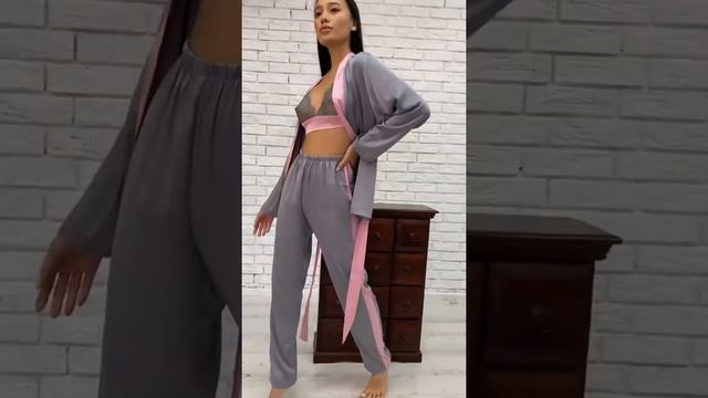 Пижамный костюм тройка Suzanne Серый смотреть онлайн