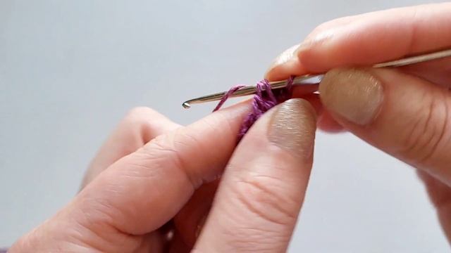 Crochet border. 2 threads at the same time смотреть онлайн