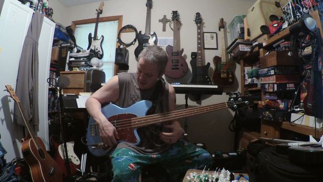 Helix 3.6 new bass amp/cab demo and NBD!!! смотреть онлайн