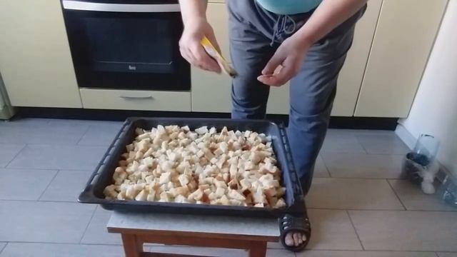 сушим сухарики. сидимдома. сухари БориЕшки. смотреть онлайн