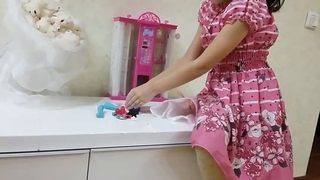 Обзор шкафа барби с алисой