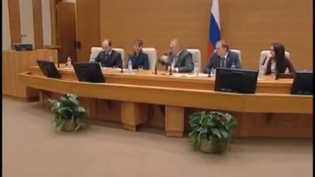 Жириновскиий Эта дура не понимает, что он ее не любит смотреть онлайн
