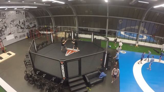 Ivans Club смотреть онлайн