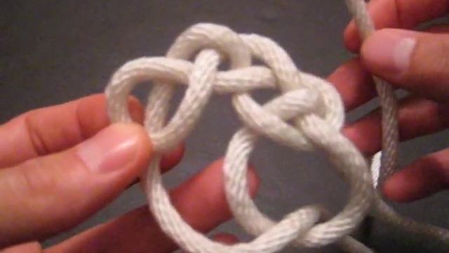How to Tie the Celtic Tree of Life Knot by TIAT смотреть онлайн