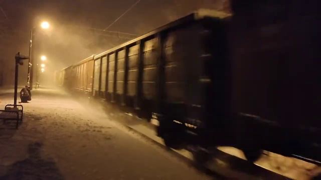 Поезд. Железная дорога. Грузовой поезд. Товарный поезд. Длинный поезд. смотреть онлайн