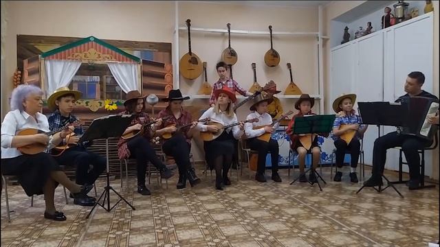 Фольклорно-инструментальный ансамбль Жар-птица