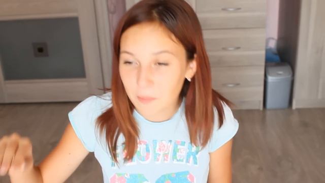 ПРАНК ПЕСНЕЙ над БРАТОМ ! // HOLLY смотреть онлайн