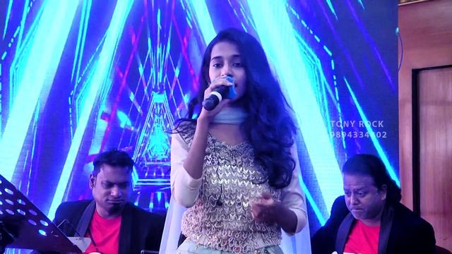 Priyanka Super Singer putham pudhu kaalai Song Live @tonyrockorchestra8817 смотреть онлайн