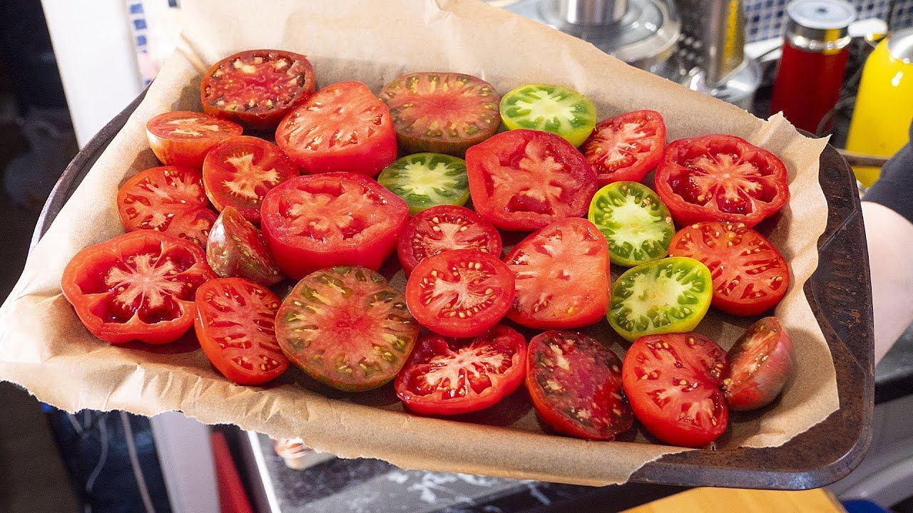 Некуда девать помидоры? Давайте сделаем интересный томатный суп смотреть онлайн