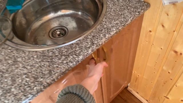 АРСЕНЬЕВО КУРСКАЯ ОБЛАСТЬ (Бабушка ловит рыбу одну за другой) БАЗА ОТДЫХА КУРСК | Рыбалка 2020 смотреть онлайн