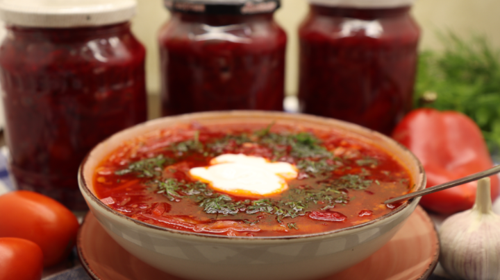 Борщевая заправка на зиму. С такой заготовкой приготовить борщ пару пустяков смотреть онлайн