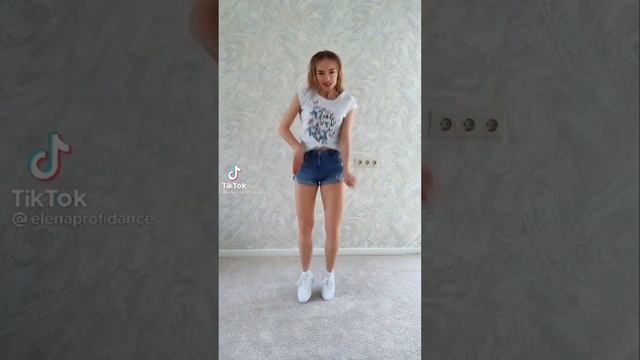Шафл танец тик ток подборка Шафл дэнс обучение? Shuffle dance Tik Tok 2021 compilation смотреть онлайн